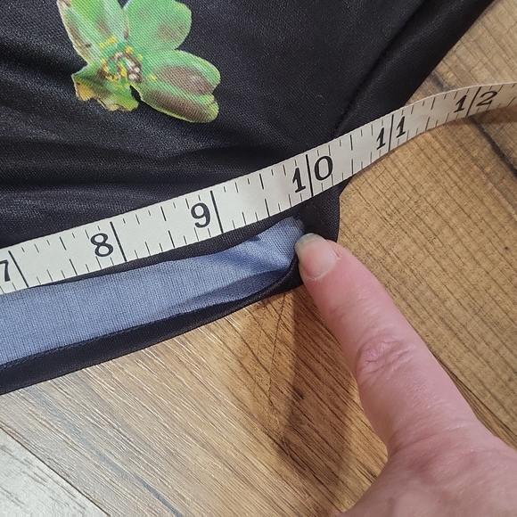 VINTAGE GRANADA Black Green Floral Mock Cinch Shoulder Mumu Kaftan Housecoat - Picture 11 of 11